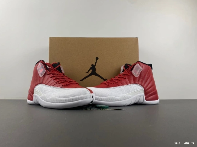 130690-600 12 Jordan Alternate Air 0718